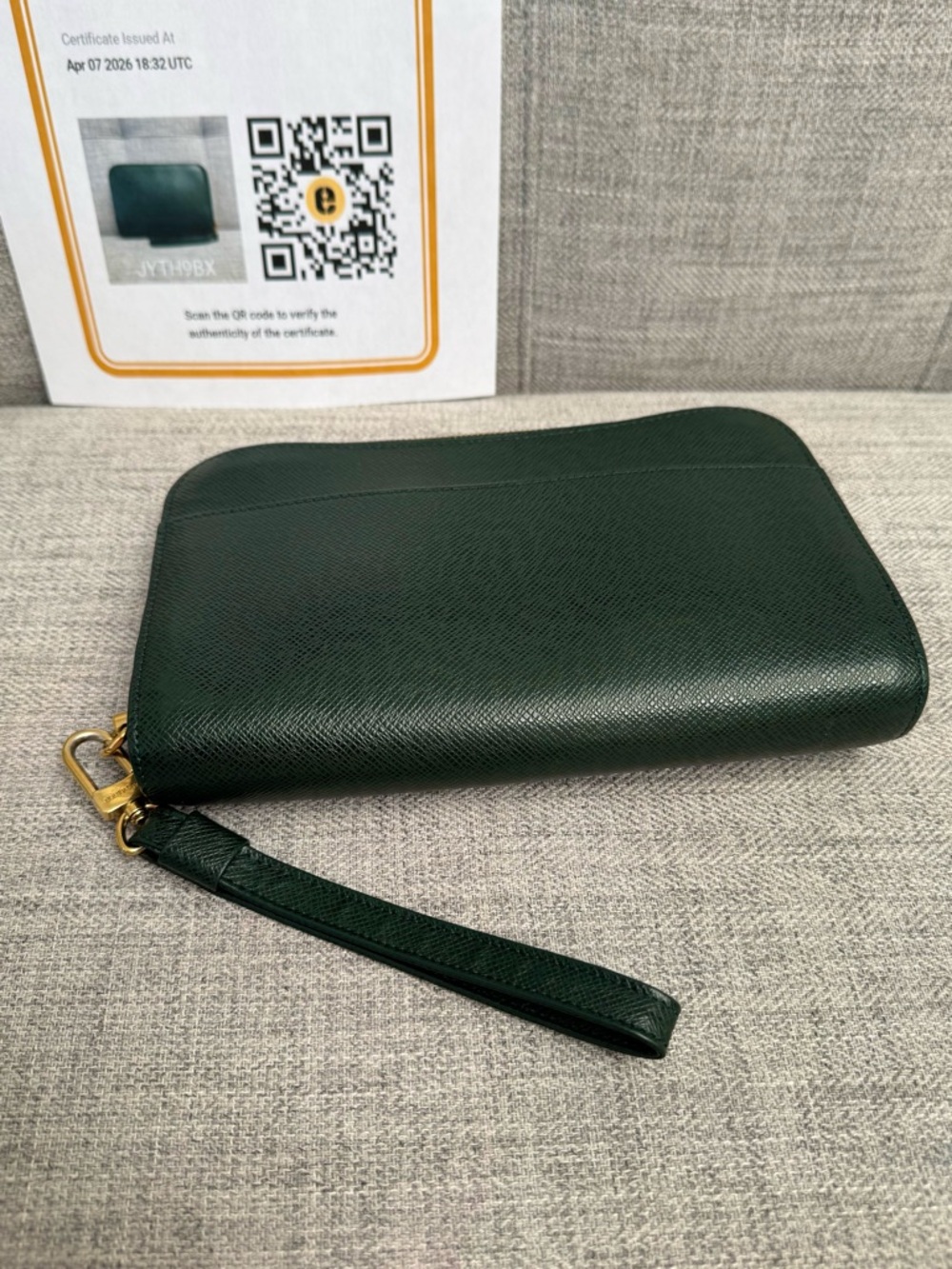 ❌SOLD❌Louis Vuitton Taiga Baikal Pochette Clutch | Epicea Green ✨ - Picture 15 of 17